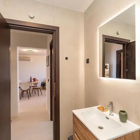 Apartament Ranieri Kono *