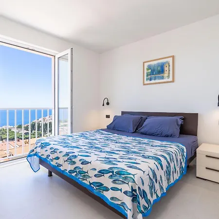 Ranieri Kono Apartament *