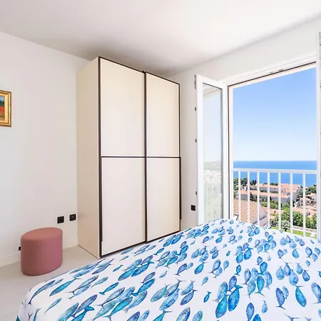 Ranieri Kono Apartament